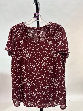 Women’s Burgundy Floral Short-Sleeve Blouse